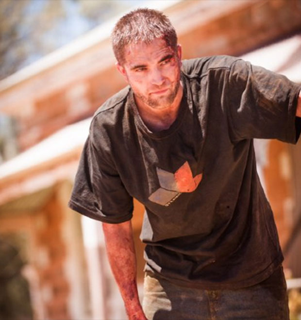Robert Pattinson foi expulso de sua casa por seus pais e está sem lar