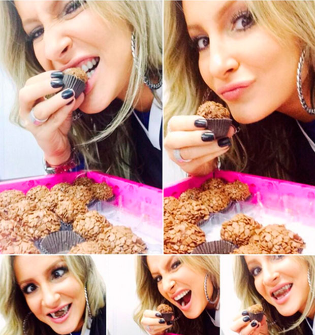 Claudia Leitte devora brigadeiros e posa fazendo graça