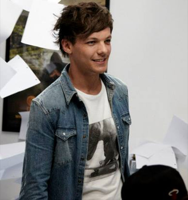 Louis Tomlinson cobra para tirar <i>selfies</i> com fãs, entenda!