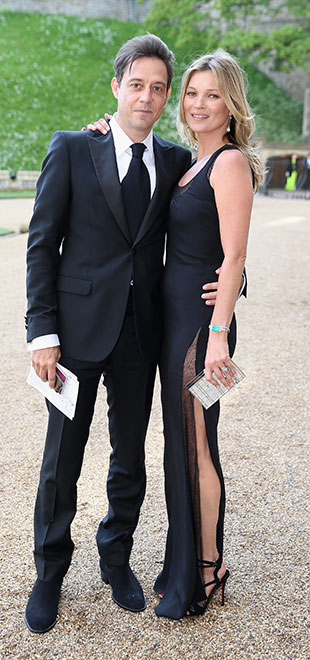 Marido de Kate Moss diz que fica ansioso longe dela