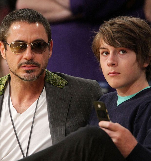 Filho de Robert Downey Jr. é preso por porte de substância ilícita