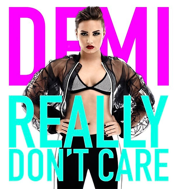 Demi Lovato mostra a barriga em capa de <i>single</i>