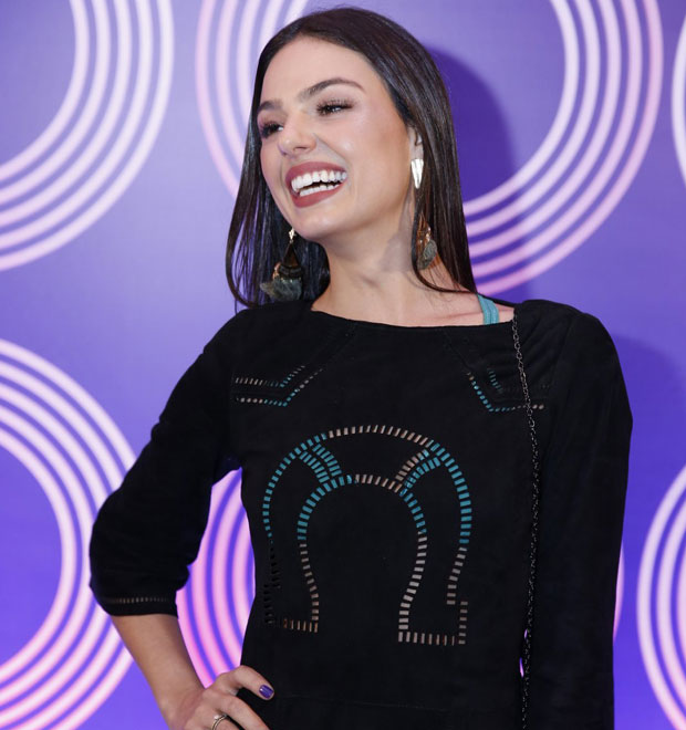 Isis Valverde fala sobre suposto <i>affair</i> com Cauã: <i>Acho graça</i>