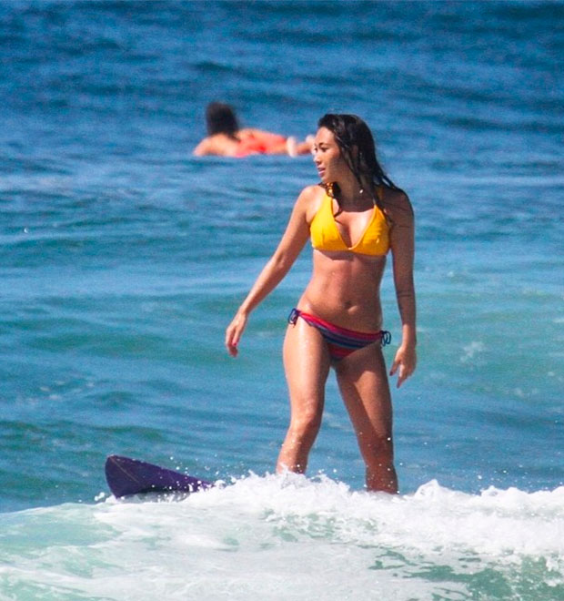 Daniele Suzuki posta foto surfando, veja!