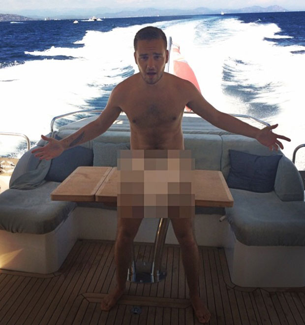 Liam Payne, da <i>One Direction</i>, aparece completamente nu em foto,veja!