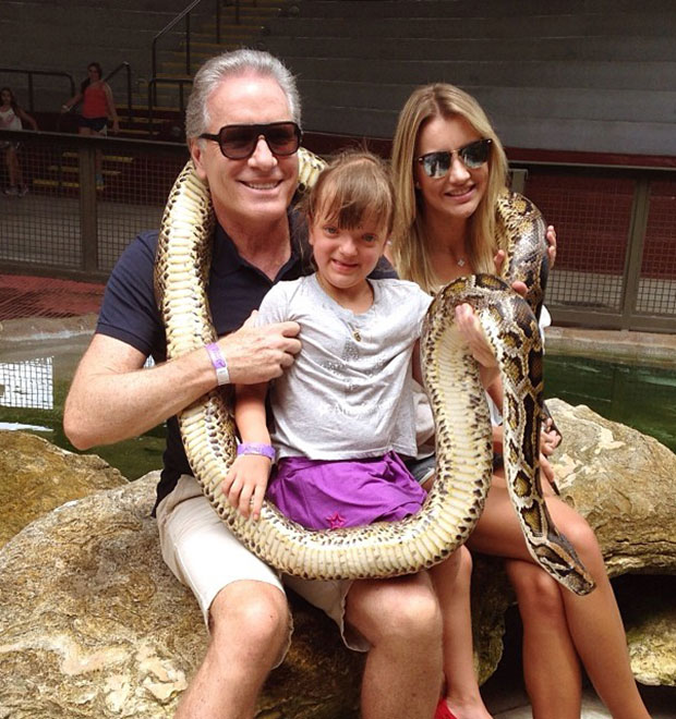 Roberto Justus demonstra coragem ao lado da filha e da namorada, veja!