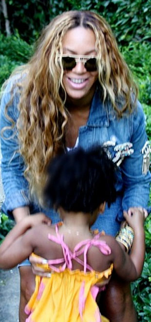 Blue Ivy e Jay-Z entregarão prêmio de honra à Beyoncé no <i>MTV Music Awards</i>