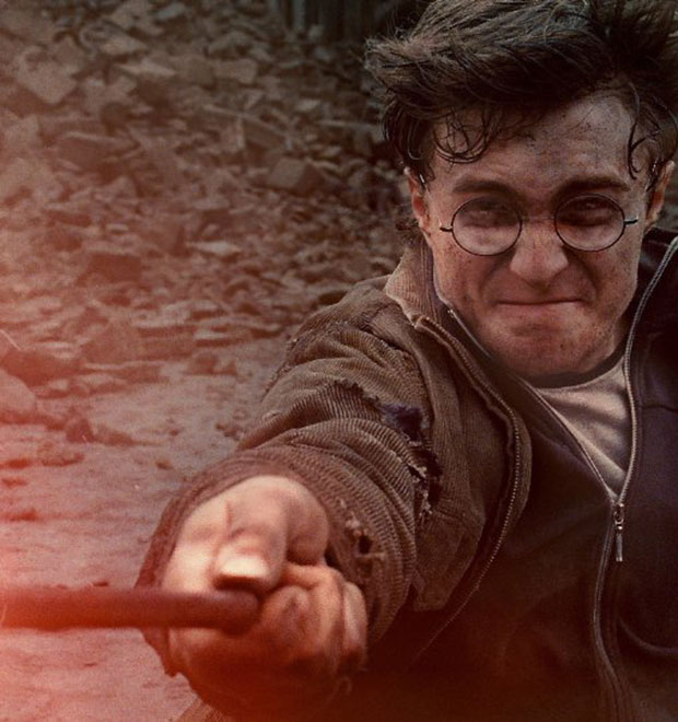 Daniel Radcliffe admite que não gostou de assistir a ele mesmo em <i>Harry Potter</i>