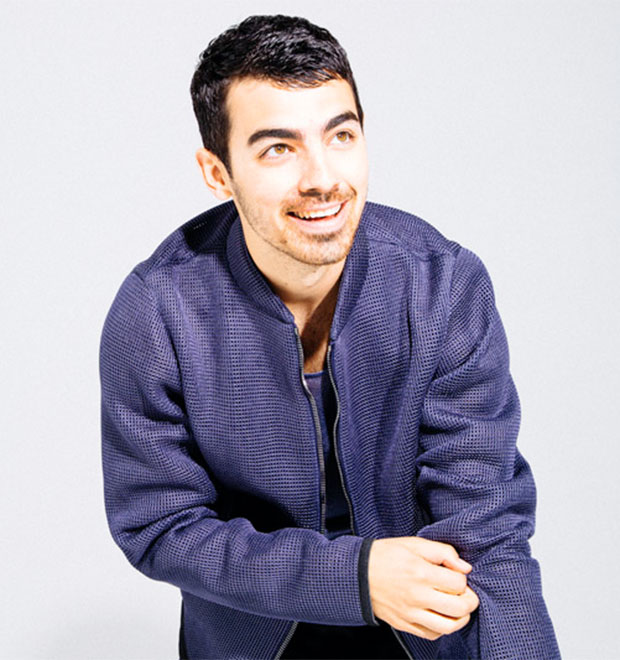 Joe Jonas vem ao Brasil para promover linha de ginástica de marca
