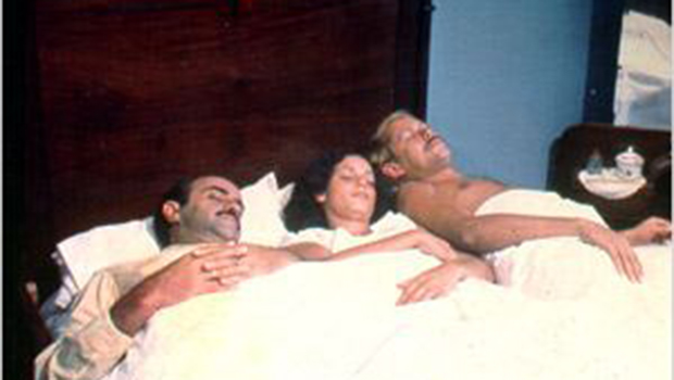 <i>Dona Flor e Seus Dois Maridos</i>