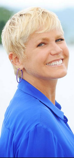 Xuxa sobre saúde da mãe: <i>- Ela não está bem, mas está em casa</i>