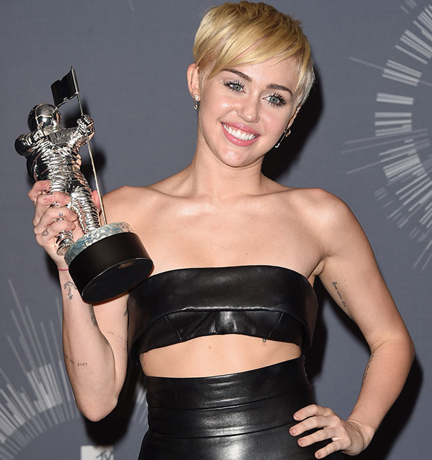 Miley Cyrus dará um fim ao <i>twerking</i> em novo álbum