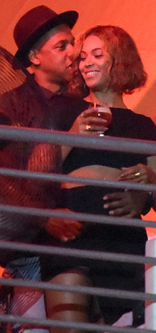 Beyoncé e Jay-Z são flagrados em clima de romance. Saiba mais!
