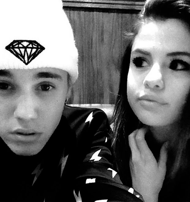 Justin Bieber e Selena Gomez são flagrados aos beijos no Canadá!