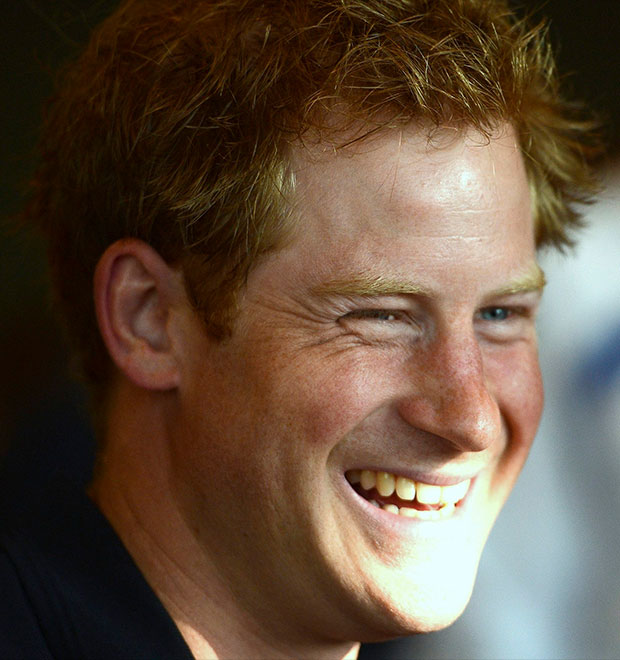 - <i>Quero ver meu irmão sofrendo mais</i>, brinca o príncipe Harry sobre a gravidez de Kate Middleton