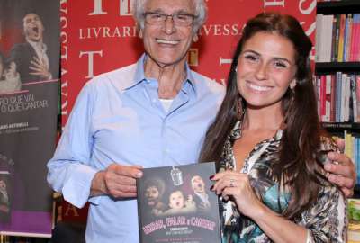 Giovanna Antonelli e Guilhermina Guinle comparecem em lançamento de livro no Rio de Janeiro