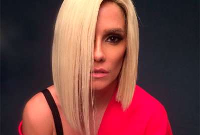 Loira, Deborah Secco faz ensaio com <i>look</i> transparente, veja as fotos!