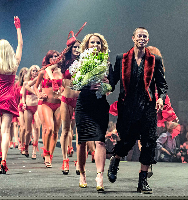 Britney Spears vai à Dinamarca lançar coleção de <i>lingerie</I>