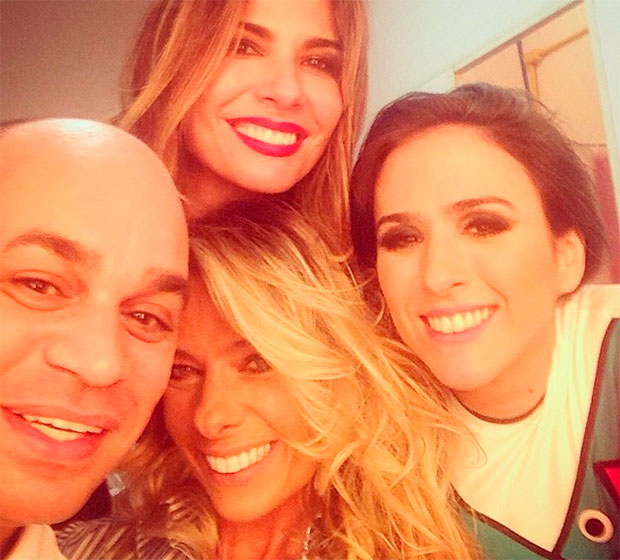 Adriane Galisteu se machuca durante gravação de programa de Tatá Werneck