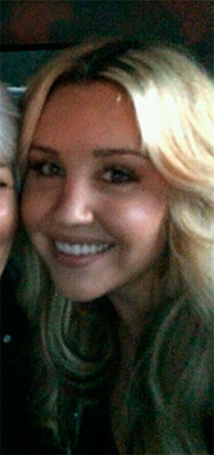 Amanda Bynes é reprovada na escola de moda após voltar a consumir substâncias ilícitas