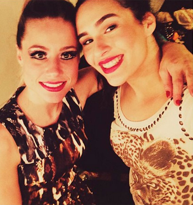 Lívian Aragão parabeniza a sogra, Gisele Prattes, com foto