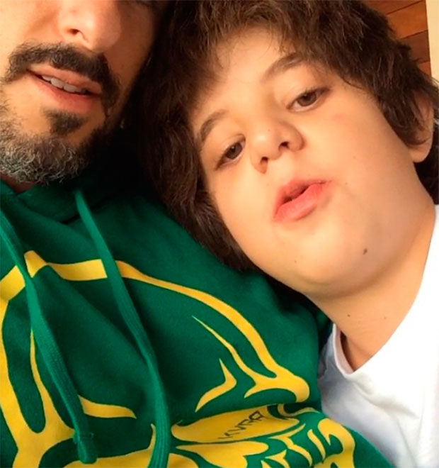 Marcos Mion se declara para o filho: <i>Te amo. Daqui até a Lua</i>