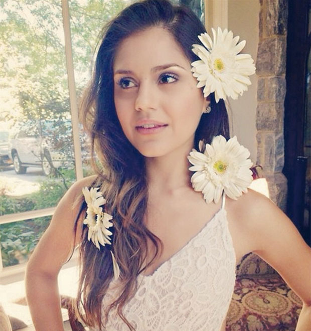 Jéssika Alves revela que é alvo de cantadas engraçadas