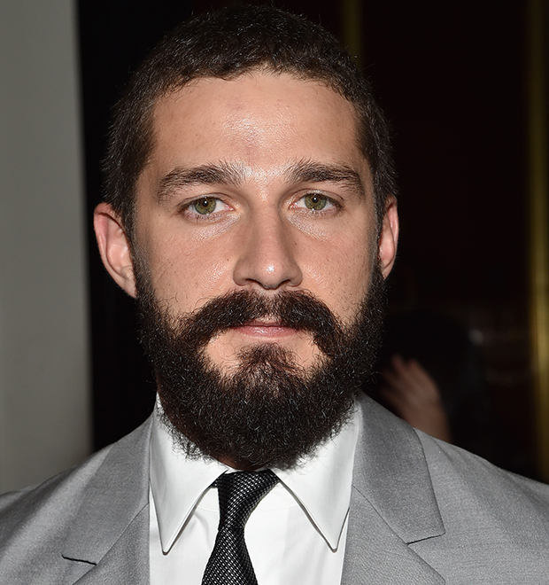 Shia LaBeouf revela que todos querem ser amigos de Brad Pitt