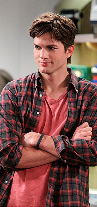Ashton Kutcher diz que ele e Mila Kunis não estão recebendo ajuda para cuidar da filha