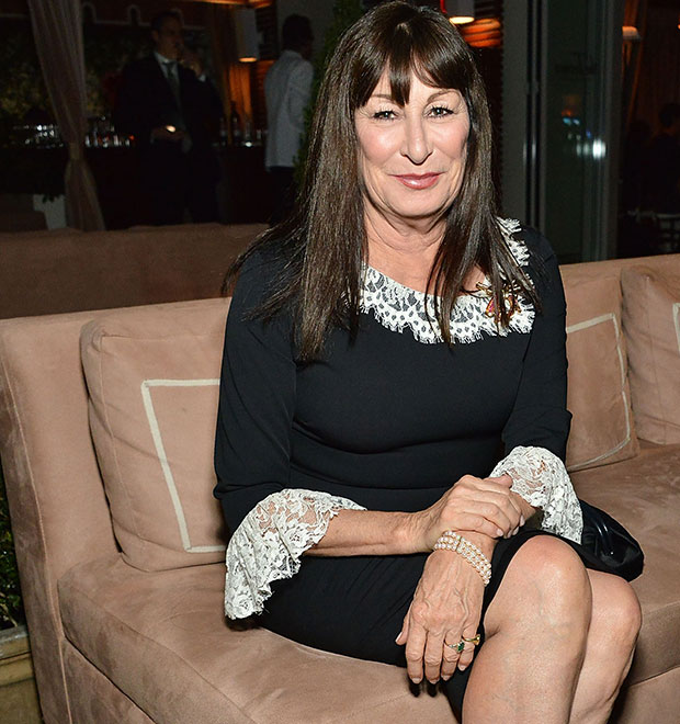 Anjelica Huston diz que </i>não sabia que Jack Nicholson era um namorador de fama</i>