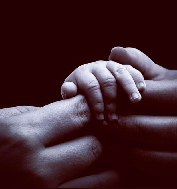 Beyoncé parabeniza Kelly Rowland por nascimento de seu filho