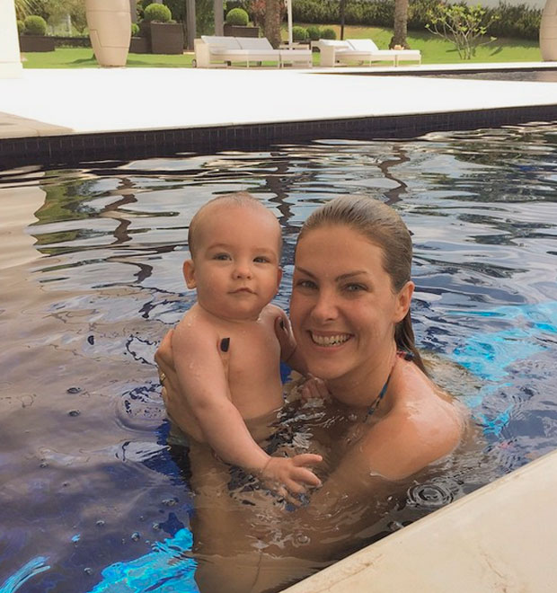 Ana Hickmann fala da importância do filho em sua vida: <i>- Sou uma mulher mais completa agora</i>
