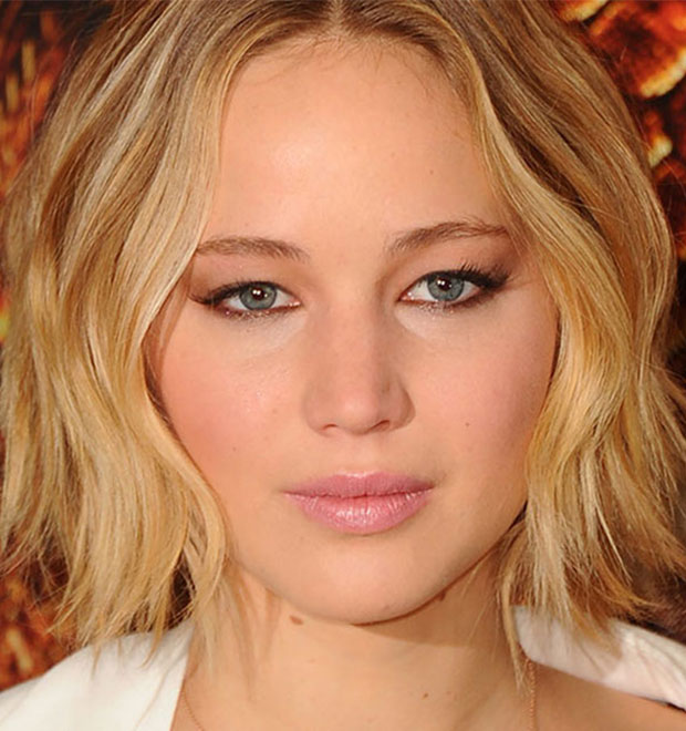 Jennifer Lawrence revela: -<i> Eu herdei as roupas dos meus dois irmãos mais velhos </i>
