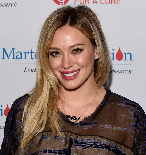 Hillary Duff sugere o que sua personagem Lizzie McGuire estaria fazendo em 2014