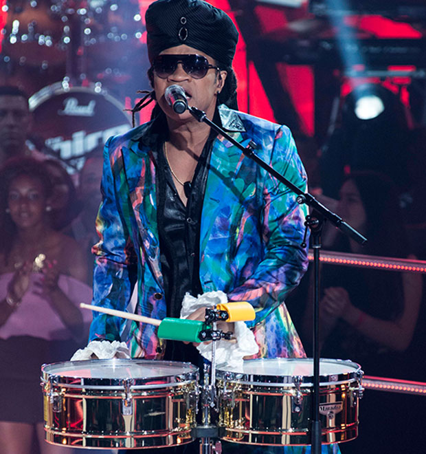 Carlinhos Brown será o novo rei de bateria da escola de samba <i>Portela</i>