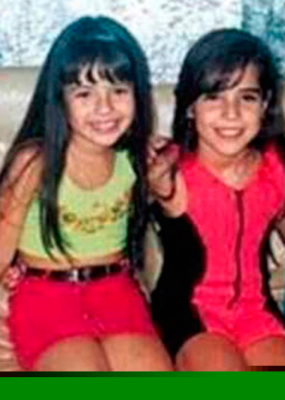 Sandy publica foto antiga com Wanessa Camargo e anuncia parceria musical