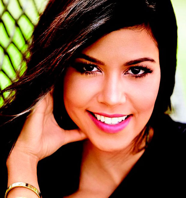Kourtney Kardashian revela que está esperando um menino