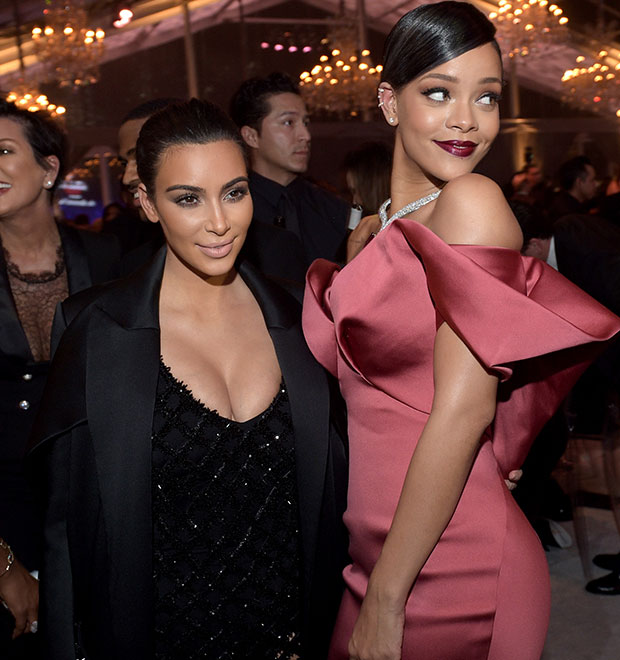 Rihanna diz para Kim Kardashian que adora o estilo de North West