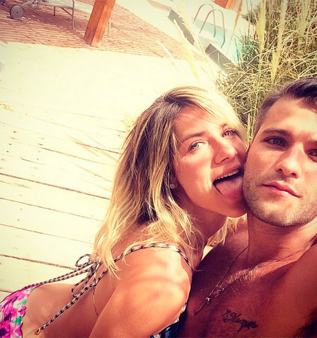 Giovanna Ewbank lambe o rosto de Bruno Gagliasso. Veja!