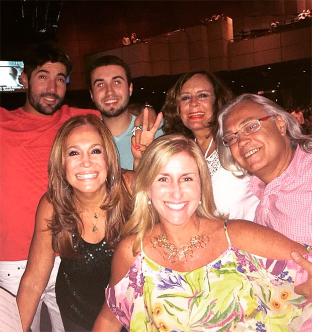 Susana Vieira e Sandro Pedroso teriam reatado namoro, diz jornal