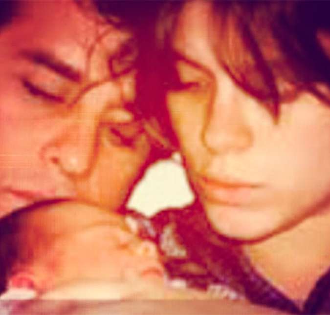 No ano seguinte, em 1996, começa a namorar o ator Marcos Frota, com quem se casou e teve o seu primeiro filho, Davi. No ano seguinte, em 1996, começa a namorar o ator Marcos Frota, com quem se casou e teve o seu primeiro filho, Davi.