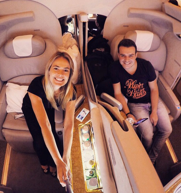 Thaís Pacholek comemora viagem de lua de mel após dois meses de casada