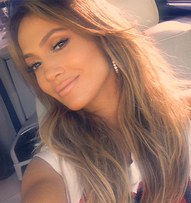 Jennifer Lopez diz que é preciso se amar para ter um bom relacionamento. Entenda!