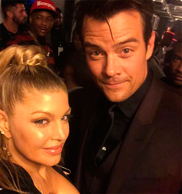 Fergie conta que o marido Josh Duhamel é curioso sobre sua depilação íntima