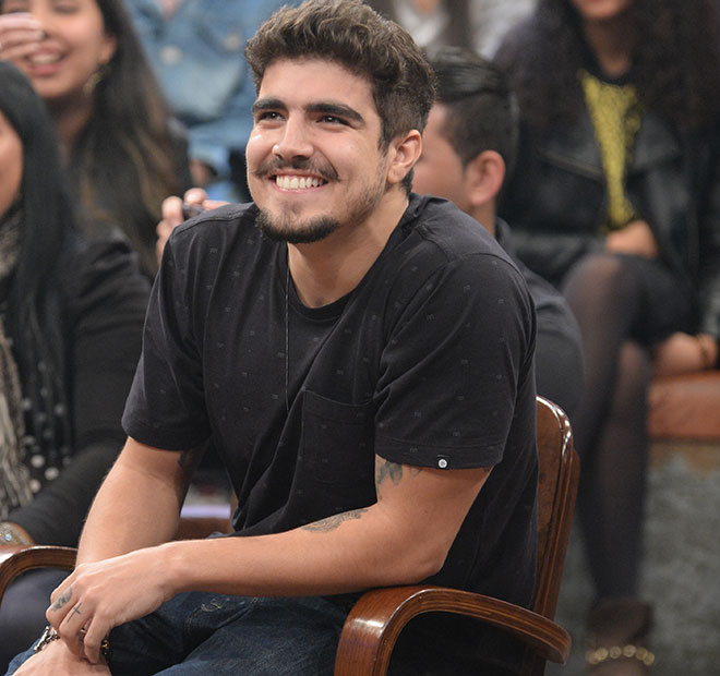 Caio Castro fala sobre papeis que já recusou: -<i> Pensei que não estava pronto</i>