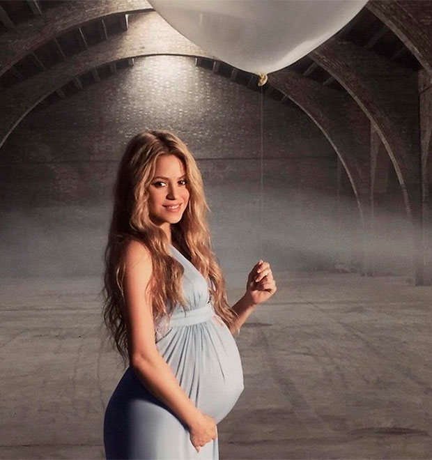 Shakira ainda não deu à luz e aguarda ansiosamente em sua casa, segundo revista