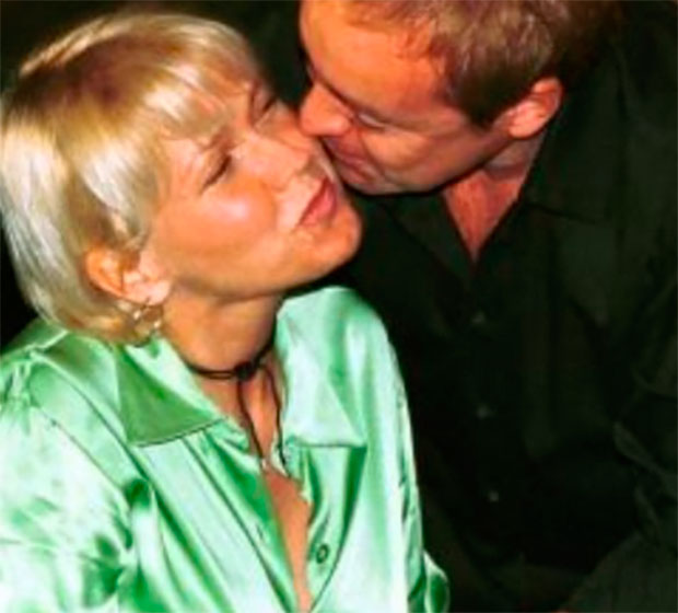 Gugu posta foto beijando Xuxa e comenta possível mudança de emissora: <i> Estarei de braços abertos</i>