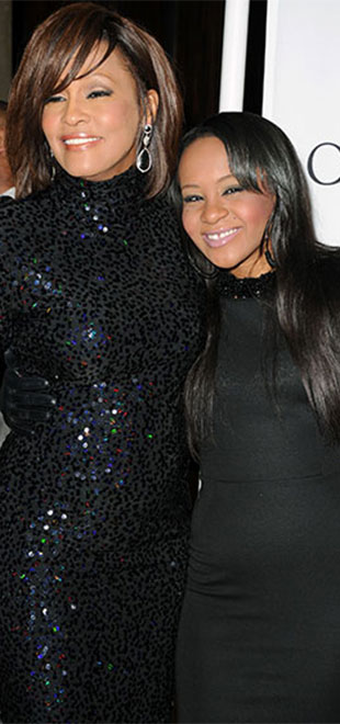 Filha de Whitney Houston brigou com o companheiro antes de ser hospitalizada