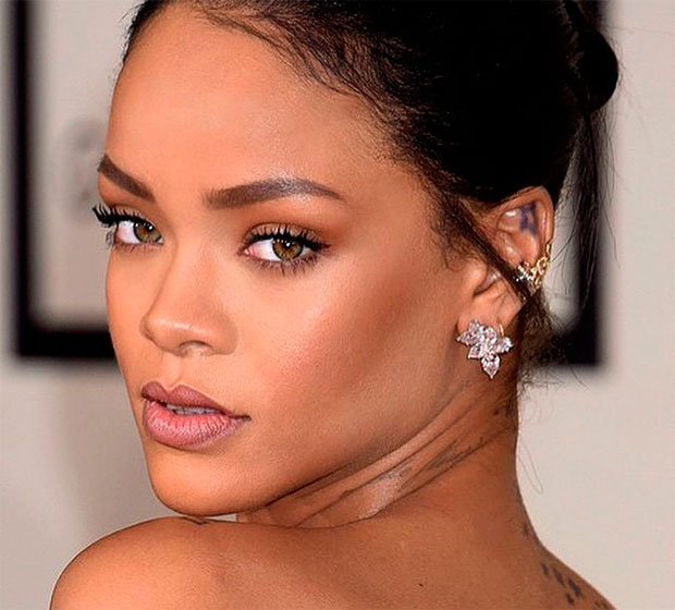 Rihanna comemora o aniversário com Leonardo DiCaprio
