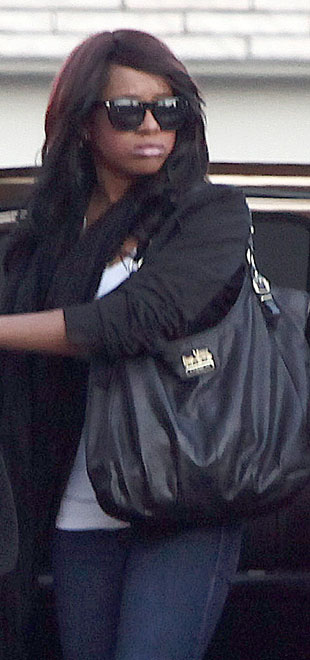 Bobbi Kristina deve ter medicação que a mantém em coma retirada